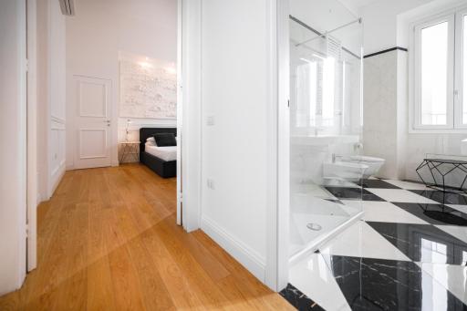 PLEY Boutique Del Centro - Housity