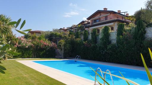 La Tortuga - Housity