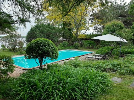 Chambre bord de l'eau oka - Housity