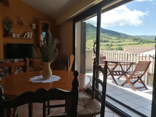 Apartaments Mitjavila - Housity