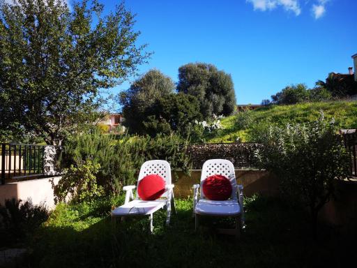 Sunny garden house - Hizvo