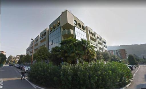 Riva Walk to Lake - Housity