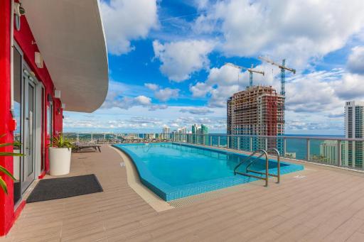 Private Ocean Luxury Condos at Beachwalk Resort - Housity