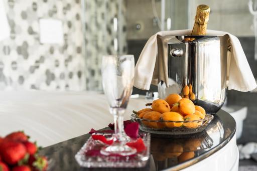 Vista Mare Apartments - Housity