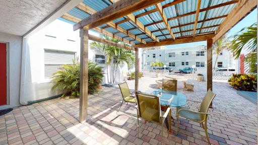 Sun Beach Inn - Housity