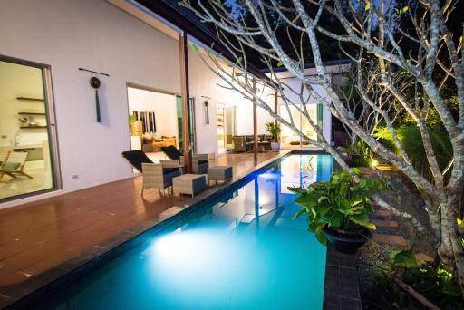 Teak Hill Pool Villa-Michelia - Housity
