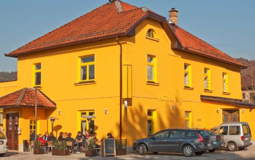Hotel Katrca - Housity