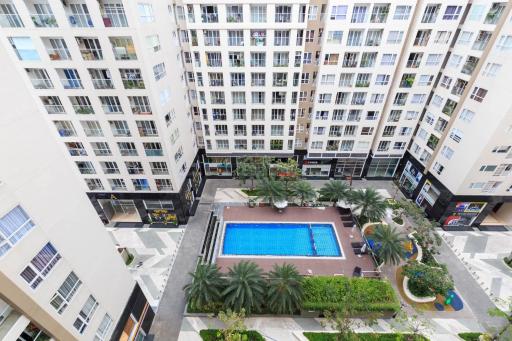 Sky Center Near Airport - Hizvo