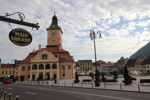 Main Square Apartments & More - Housity