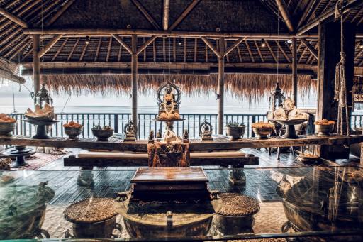 The Shrine House at Bingin Beach - Housity