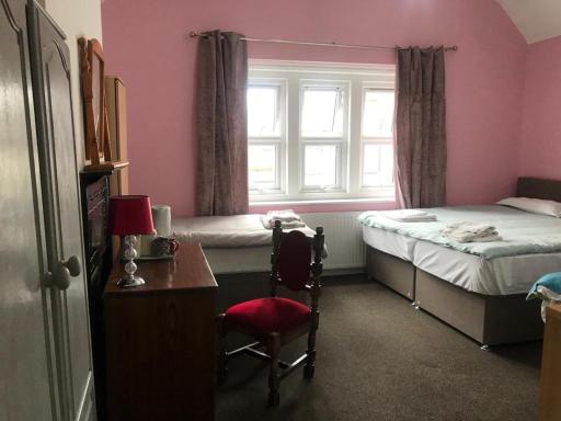 Heathrow Stay - Housity