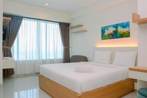 Simple Studio Apartment at Grand Kamala Lagoon By Travelio - Housity