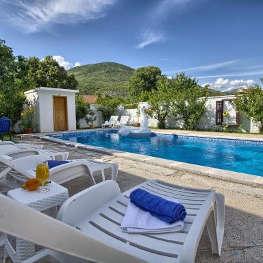 Vacation house Vila Guma Rastani Mostar - Housity