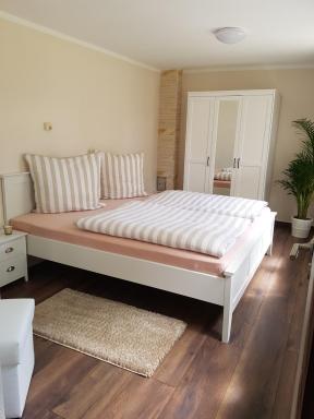 Schuhsterhus am Bodden - Housity