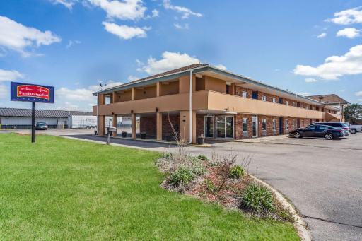Rodeway Inn Lincoln West - University Area - Housity