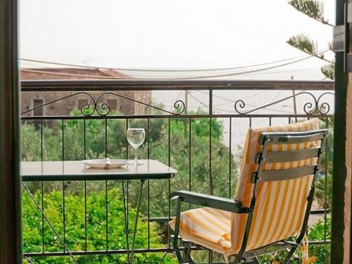 O Kipos tis Skardamoulas - Housity