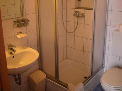 Adler Brasserie - Housity