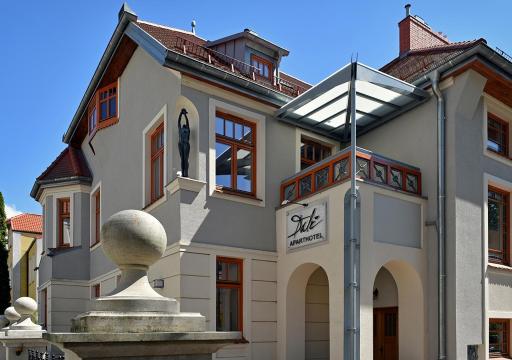 Dali ApartHOTEL - Housity