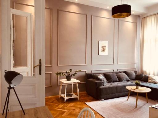 ROOM 44 - Housity