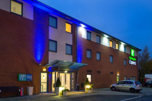 Holiday Inn Express Bedford, an IHG Hotel - Housity