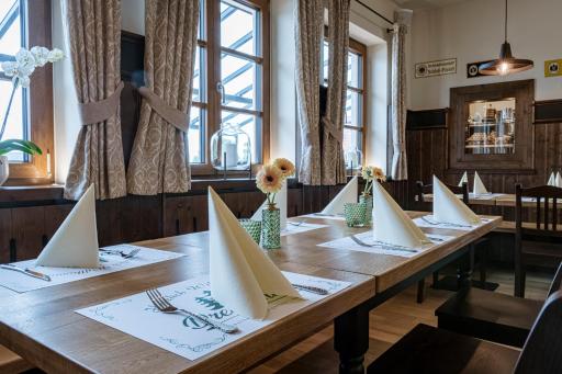 Gasthof Hotel Drei Tannen Altdorf - Housity