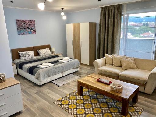 Modena rooms center of Stara Zagora - Housity