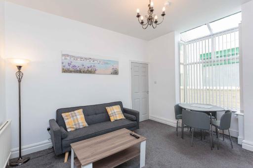 Cherry Property - Cherry Suite - Housity