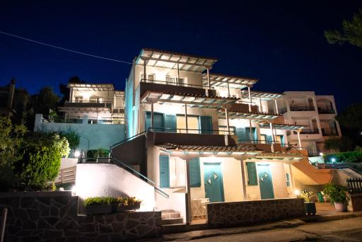 Theodora Rooms - Housity