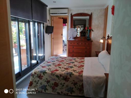 Habitacion Familiar en un Ático con gran terraza y,cocina ,en la playa - Housity