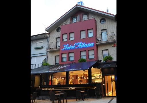 Hotel Aitana - Housity