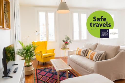 Apartamentos Praça Amarela by Heart of Funchal - Housity