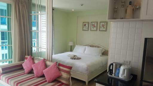 Summer Huahin Condo by Howard - Housity