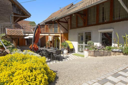 Le Domaine du Verger gîtes et SPA - Housity