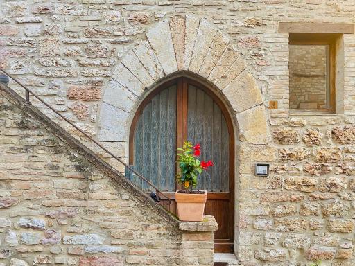 Assisi Anfiteatro Romano - Housity