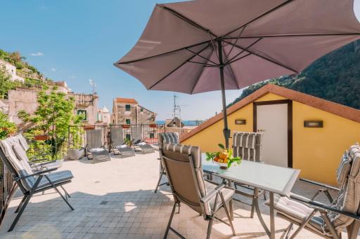 Bouganville Holiday house Amalfi - Housity