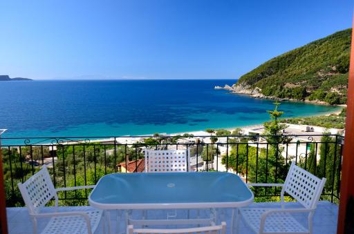 Mare Blu - Housity