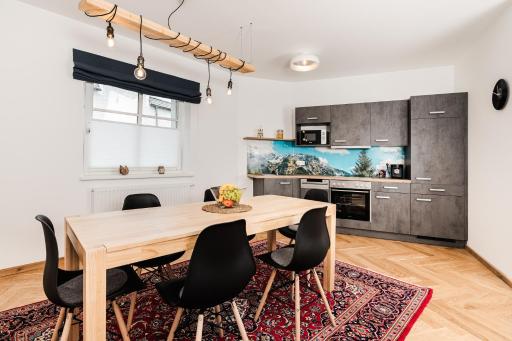 Tini´s Feinstes - Housity