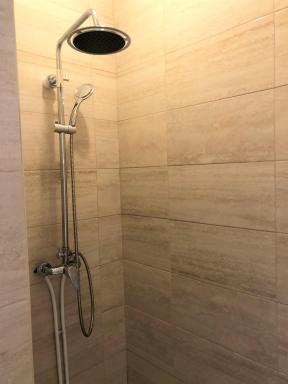 Beach Lisbon South Bay Rooms - Housity