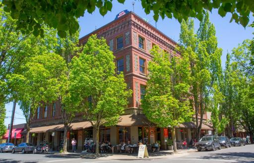McMenamins Hotel Oregon - Housity
