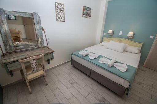 Alexandros - Housity