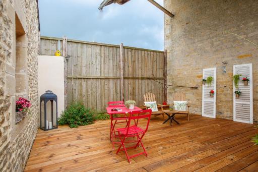 Gîtes de charme pour 2 au calme aux portes de Bayeux by Le Clos Poulain - Housity
