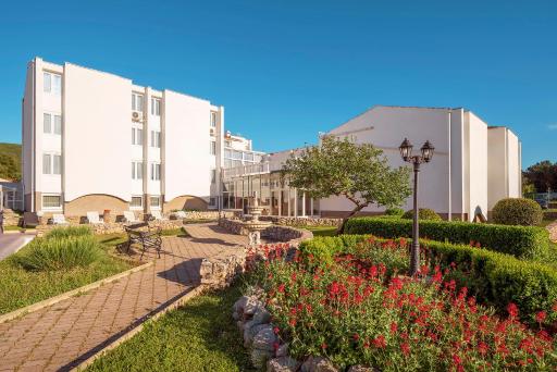 Hotel Omorika - Housity