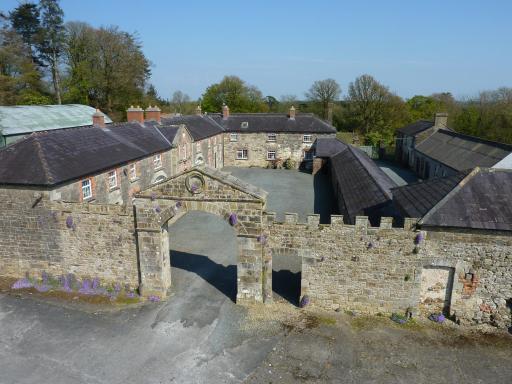 Castlehamilton Cottages and Activity Centre - Housity