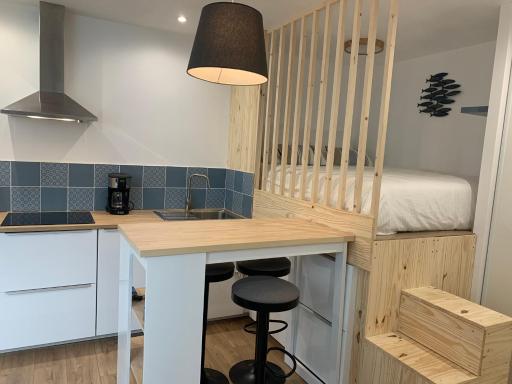 Studio Guiriden - Housity