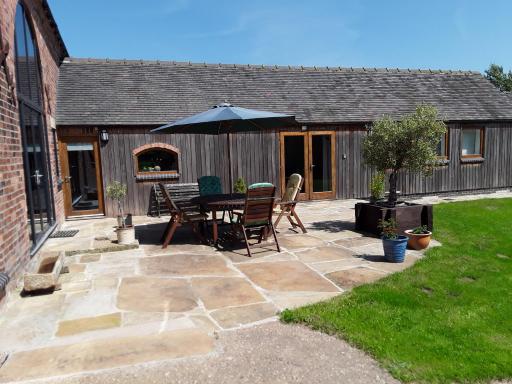 Lady lane stables - Housity
