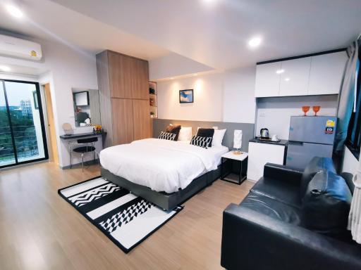 Star Sukhumvit - Housity