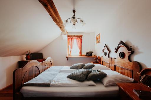 RANČ JUREŠ - Housity