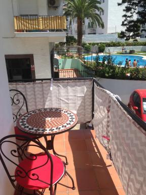 Chez Alison! Central nerja apt - Housity