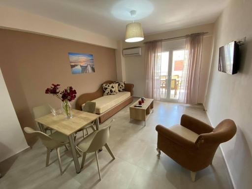 Theo and Irin's Houses - Housity