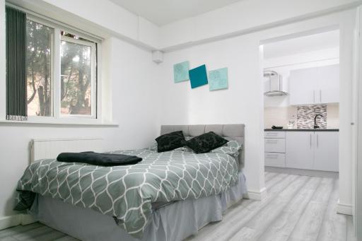 Cheetham Hills Apartments - Housity